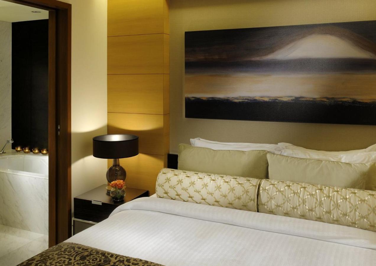 Address Dubai Mall Apartments By Qstay Esterno foto