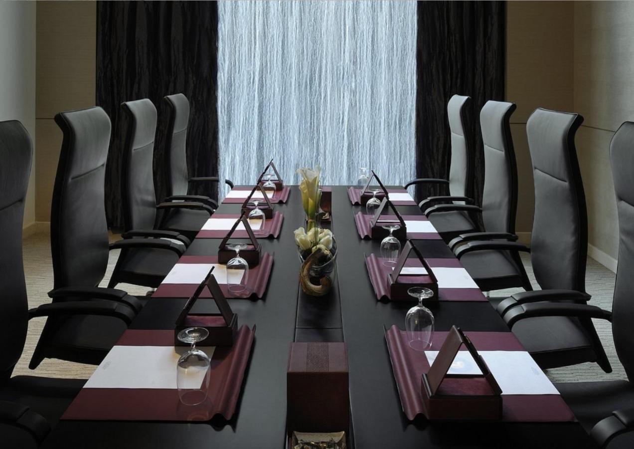 Address Dubai Mall Apartments By Qstay Esterno foto